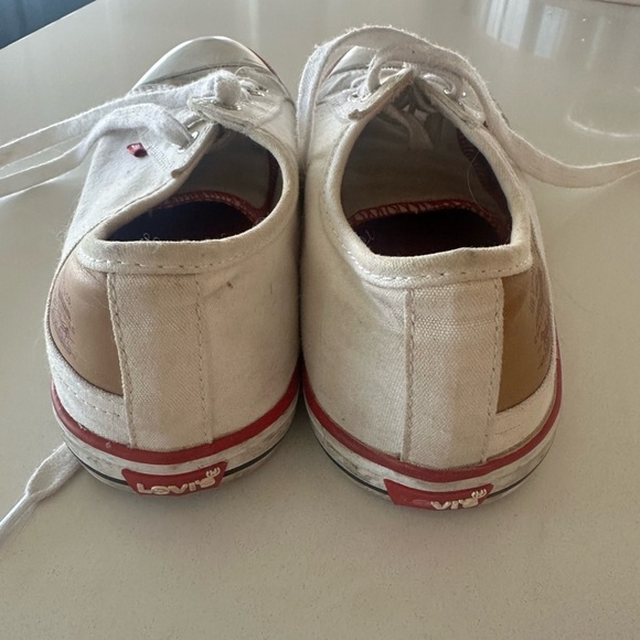 Levi’s converse style shoes - Picture 3 of 3